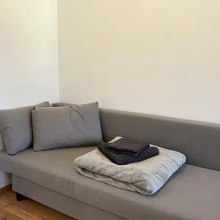 Cozy Center Designer For 10 People Διαμέρισμα Βίνερ Νόιστατ