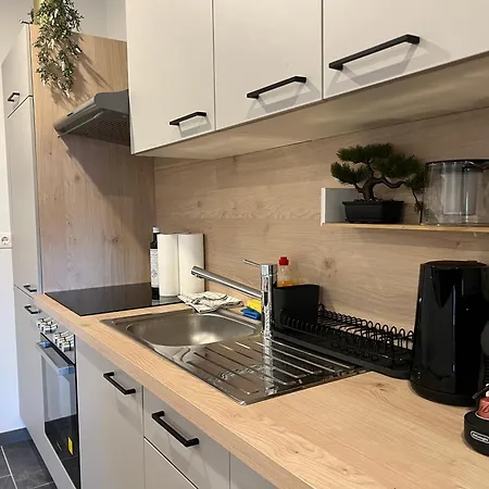 Cozy Center Designer For 10 People *