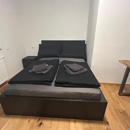 דירה Cozy Center Designer For 10 People ווינר נוישטאדט