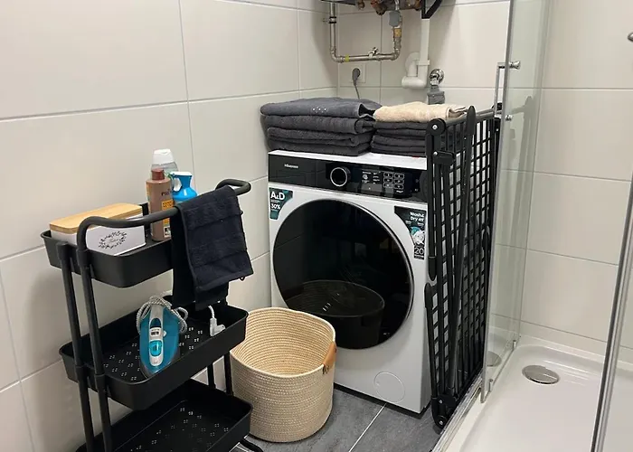 Cozy Center Designer For 9 People