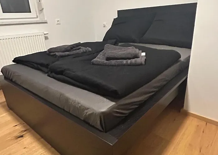 Cozy Center Designer For 10 People Apartment